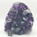 Amethyst Uruguay stehendes Stück mit poliertem Rand