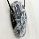 Pinolith Anhänger gebohrt