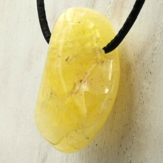 Danburit Gelb Trommelstein Anhänger gebohrt
