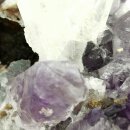 Amethyst mit Calcit Kristall