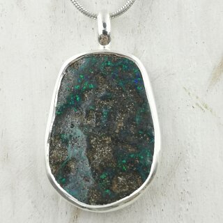 Boulder Opal Anhänger  in 92,5er Silber gefasst