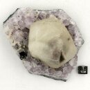 Amethyst mit Calcit Kristall